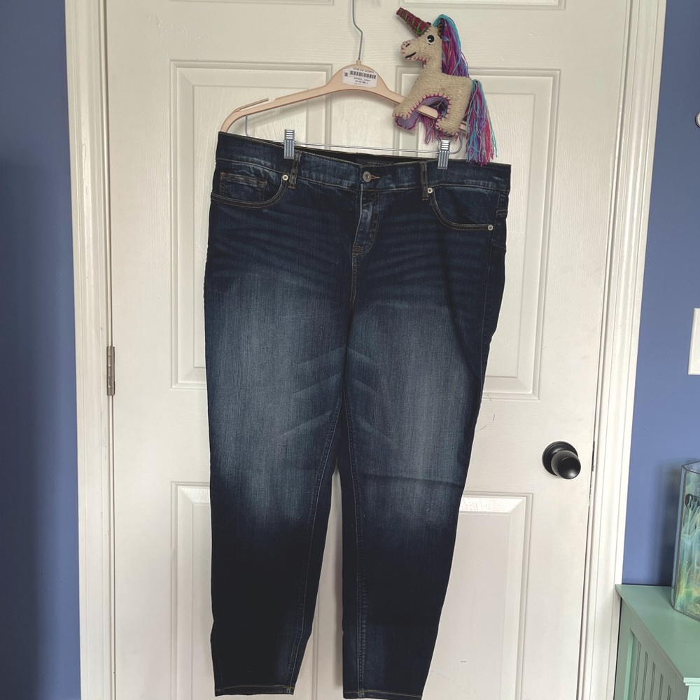 Torrid Bombshell Skinny Jean 22R